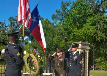 TAG lays wreath commemorating 96th birthday