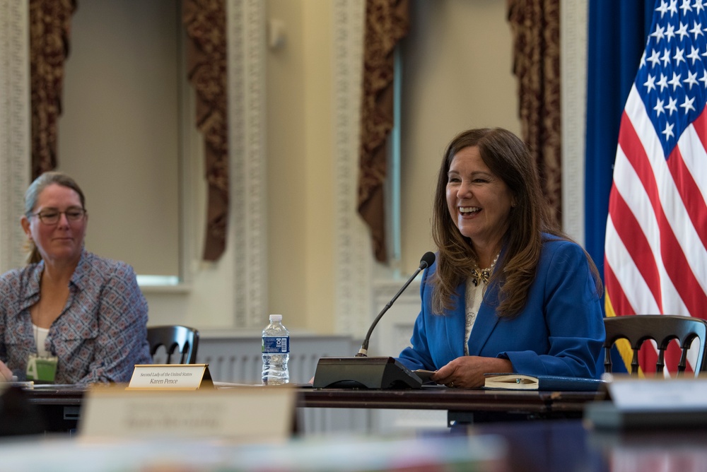 Second Lady Hosts Discussion on Military Spouses, Families