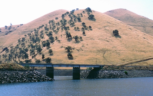 Schafer Dam and Success Lake