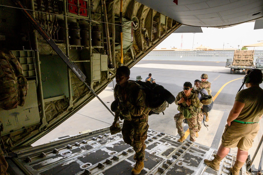 75th EAS delivers supplies to outpost in Kenya