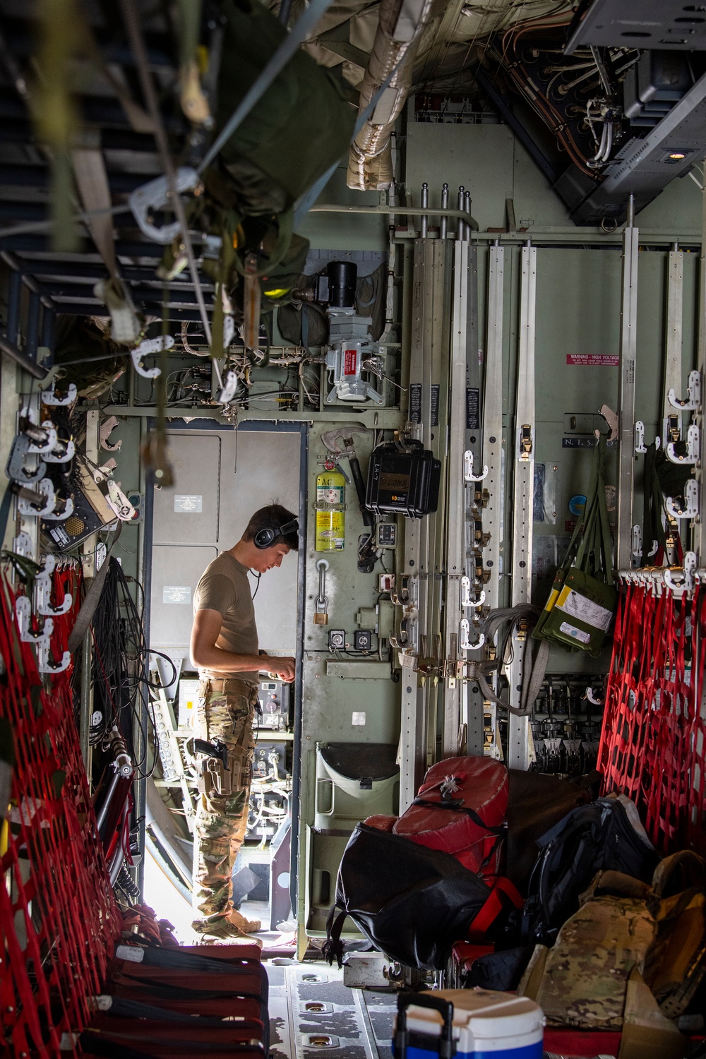 75th EAS delivers supplies to outpost in Kenya