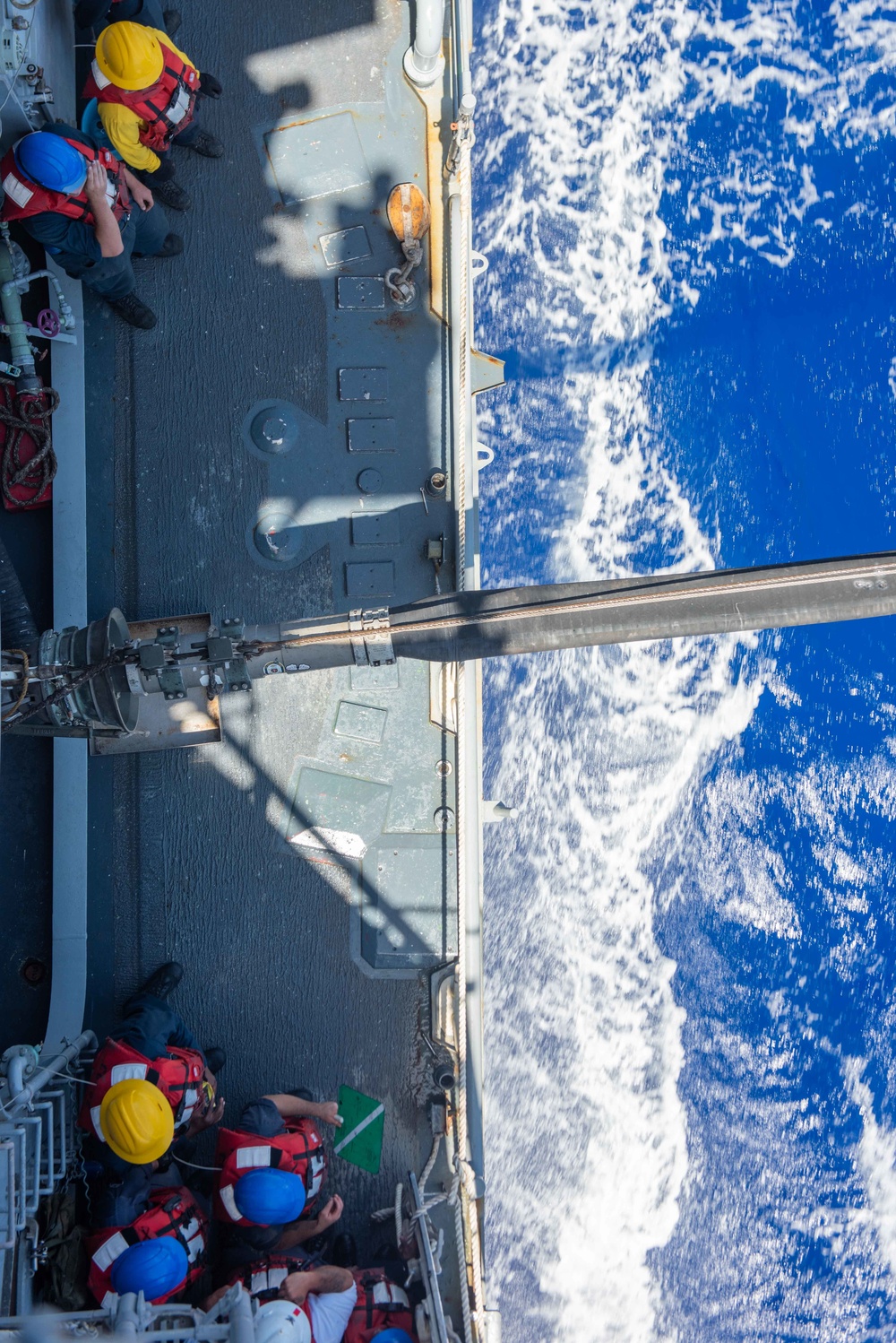 USS Bunker Hill (CG 52)