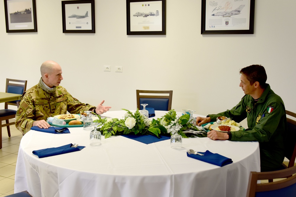 31FW/ITAF CCs share meal at Mensa