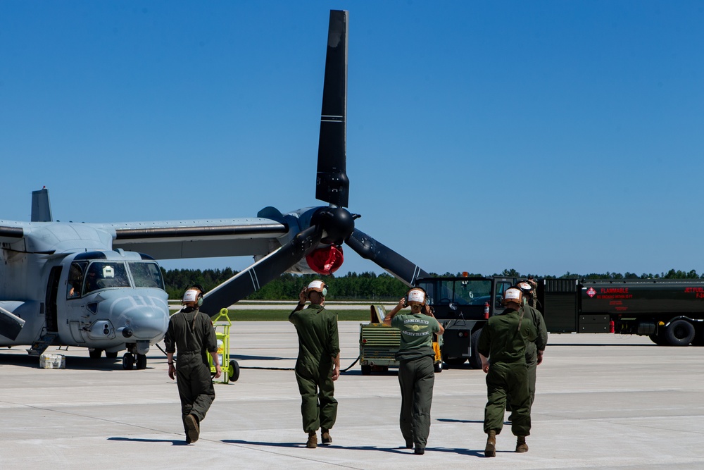 VMM-266 Marines Prepare for Flight Operations