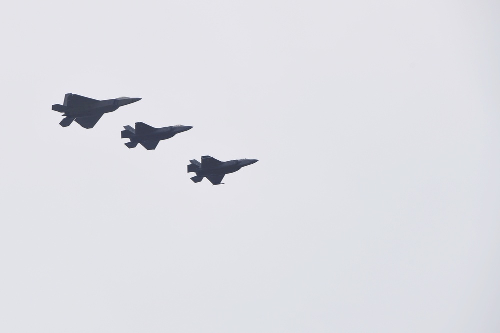 F-35 and F-22 Flying Operations