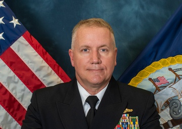 Undersea Warfighting Development Center Welcomes New Commander