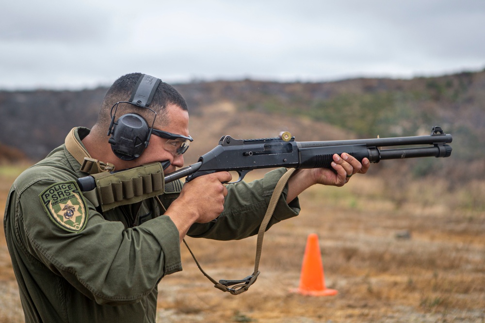 SRT Marines qualify on multiple weapons