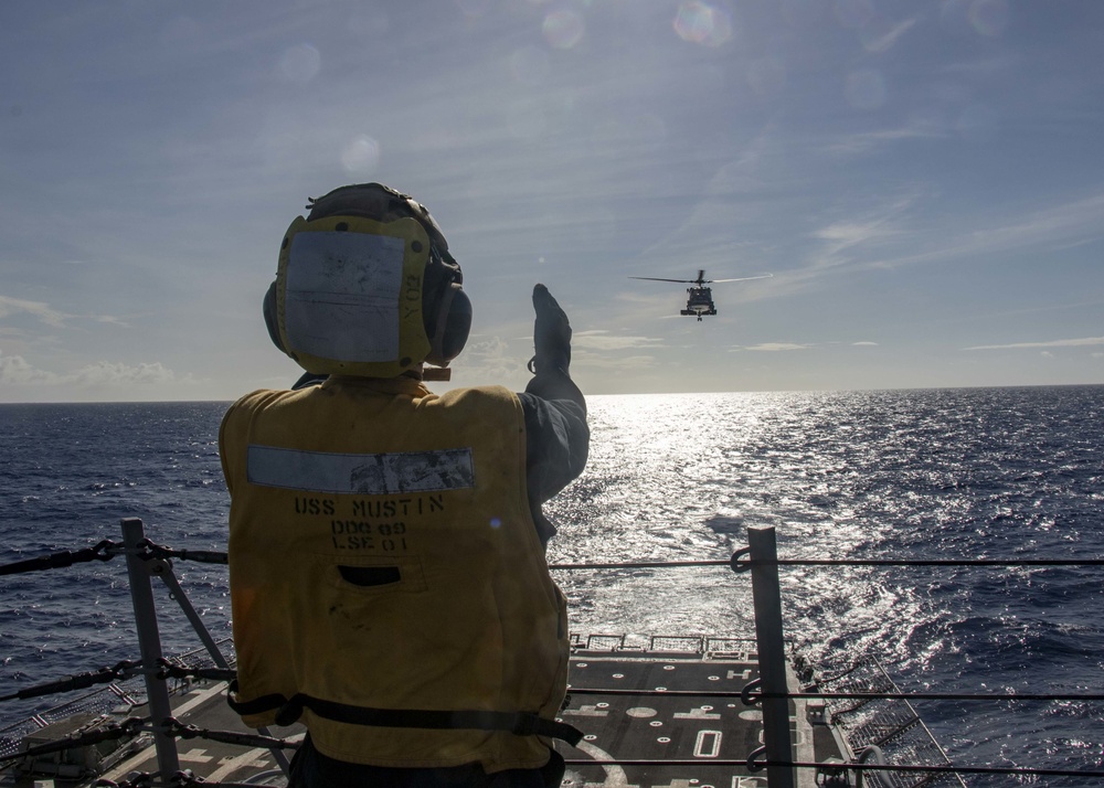 USS Mustin Conducts Vertical Replenisment