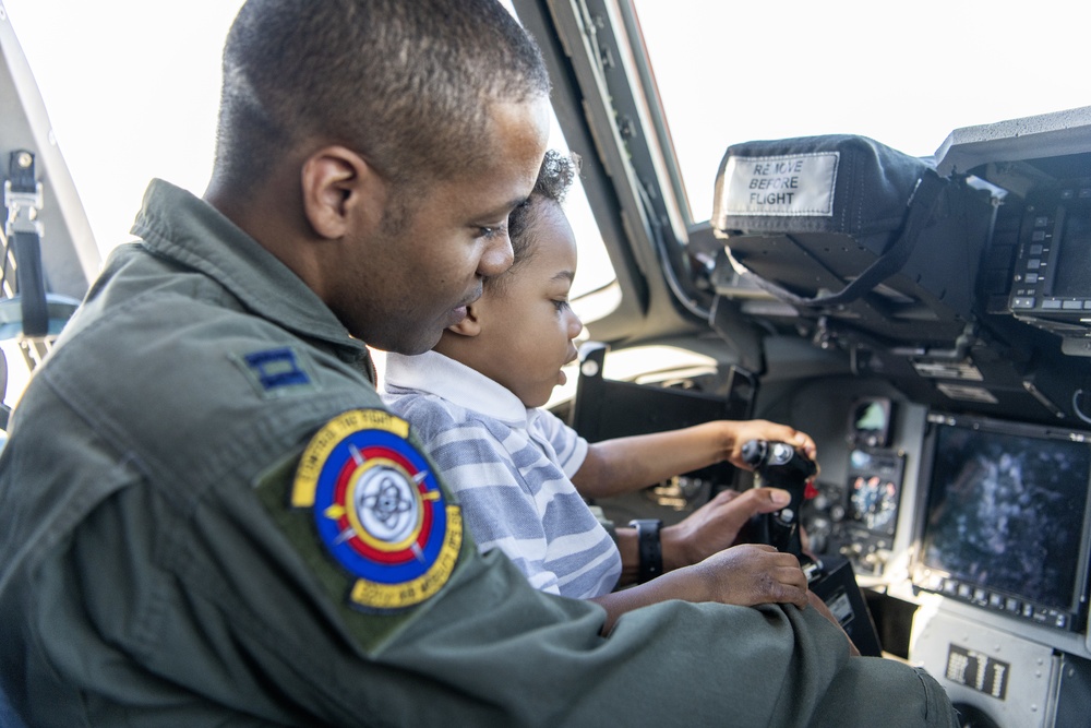 NCO achieves commissioning dream with mentor help; returns to CRW to mentor others