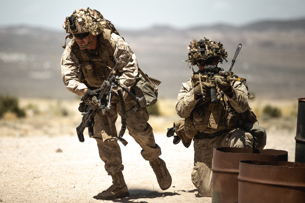 Marines Take on Range 220