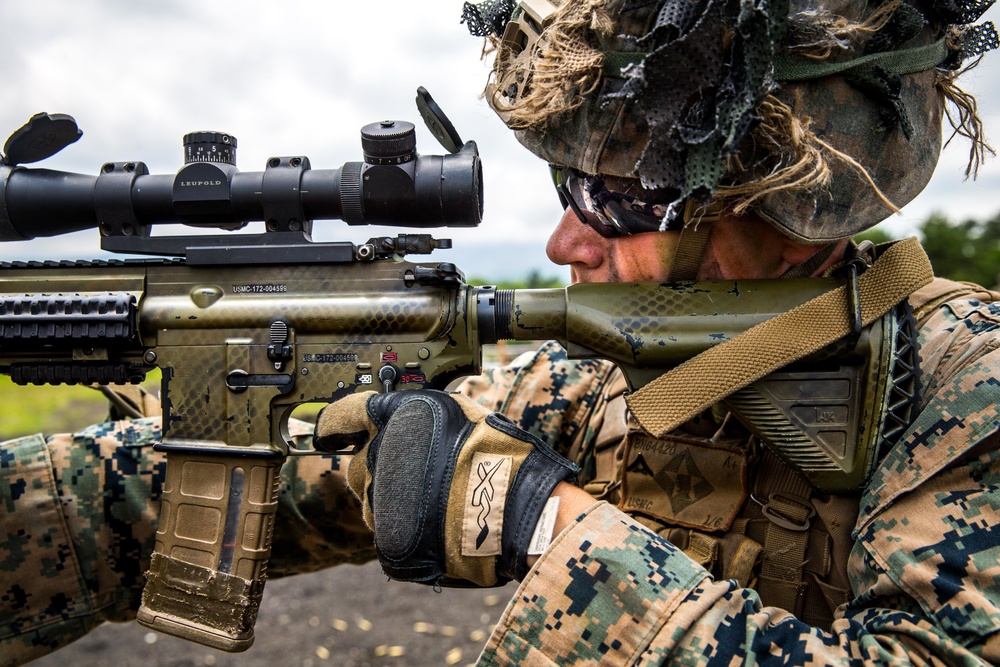1st Battalion, 6th Marines rifle training at CATC Fuji