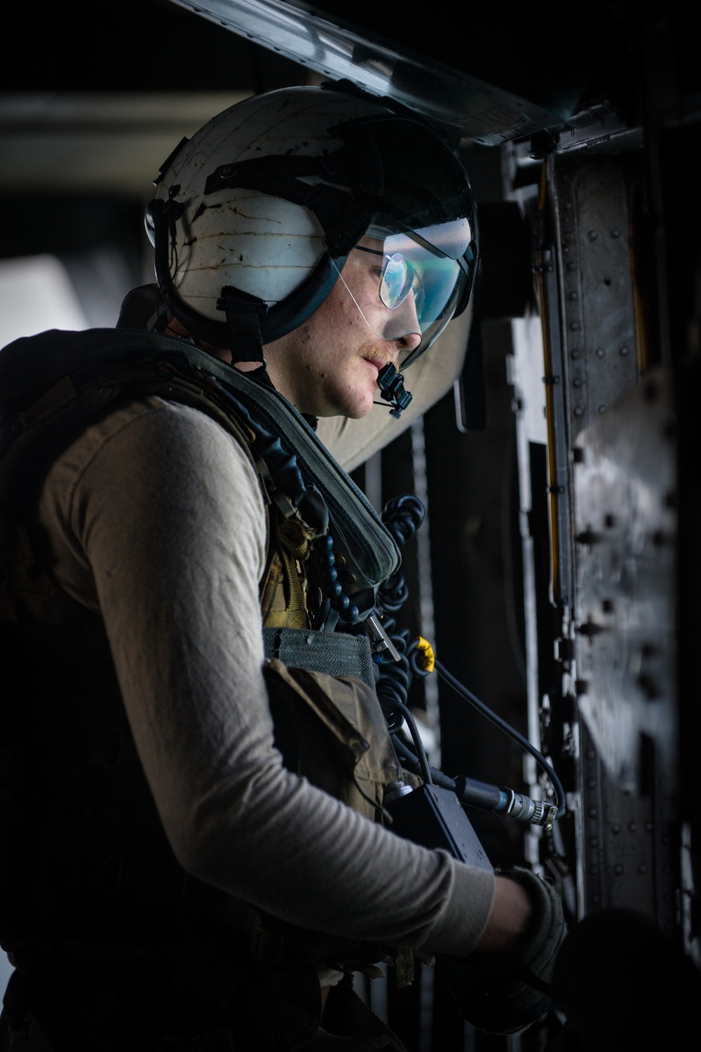 Mine Hunting in the Arabian Gulf