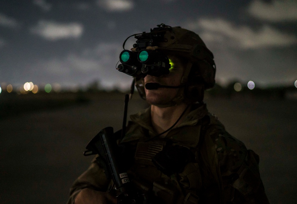 75th EAS resupplies U.S. forces in Somalia