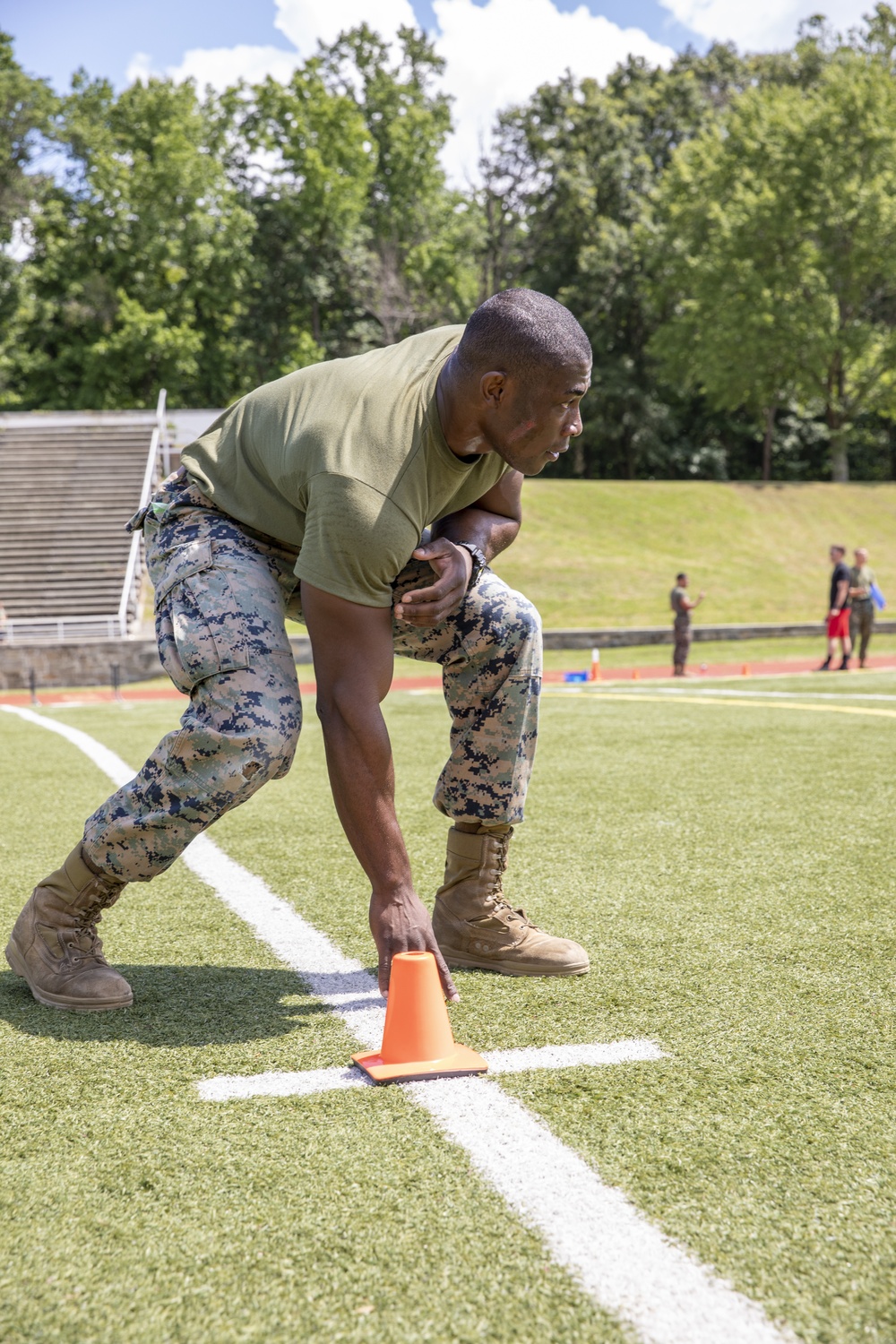 Marines, Other Service Members Live Up to Commandant’s Request