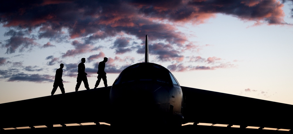 DVIDS - Images - Barksdale crew chiefs [Image 2 of 9]