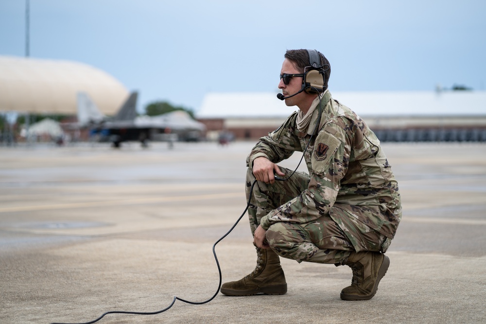 Practice Makes Perfect: F-22 Demo Team