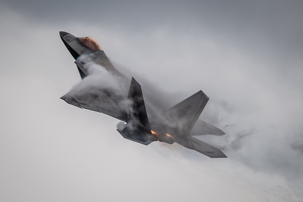 Dvids - Images - Practice Makes Perfect: F-22 Demo Team [image 15 Of 28]