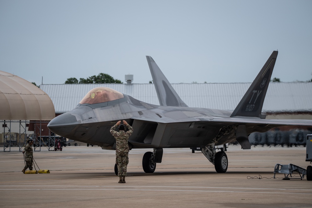 Practice Makes Perfect: F-22 Demo Team