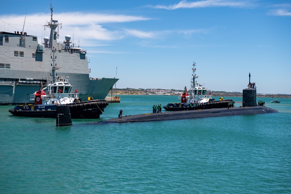 USS Indiana arrives in Rota, Spain