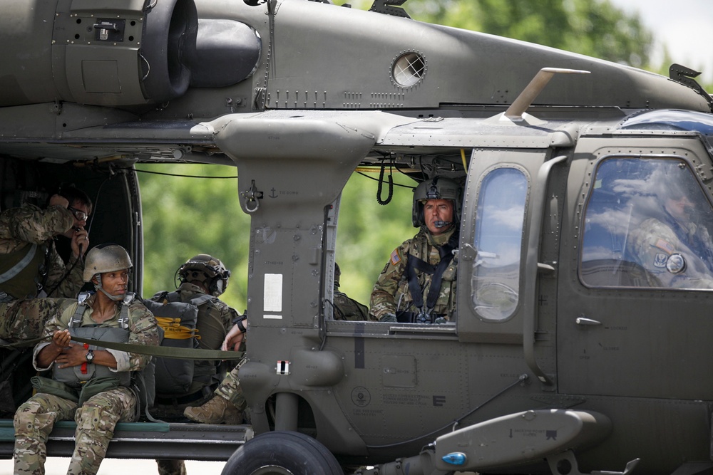 NC Guard Unit Conducts Airborne Operations