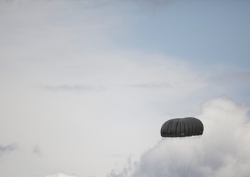 NC Guard Unit Conducts Airborne Operations