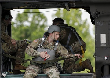 NC Guard Unit Conducts Airborne Operations