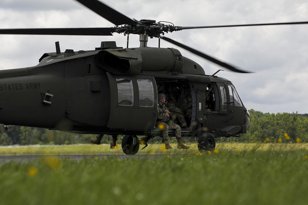 NC Guard Unit Conducts Airborne Operations