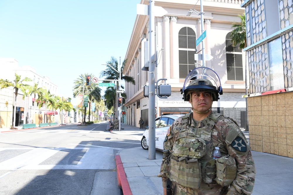 Cal Guard's 1-185th Soldiers protect the lives and properties of Rodeo Drive in Beverly Hills, California