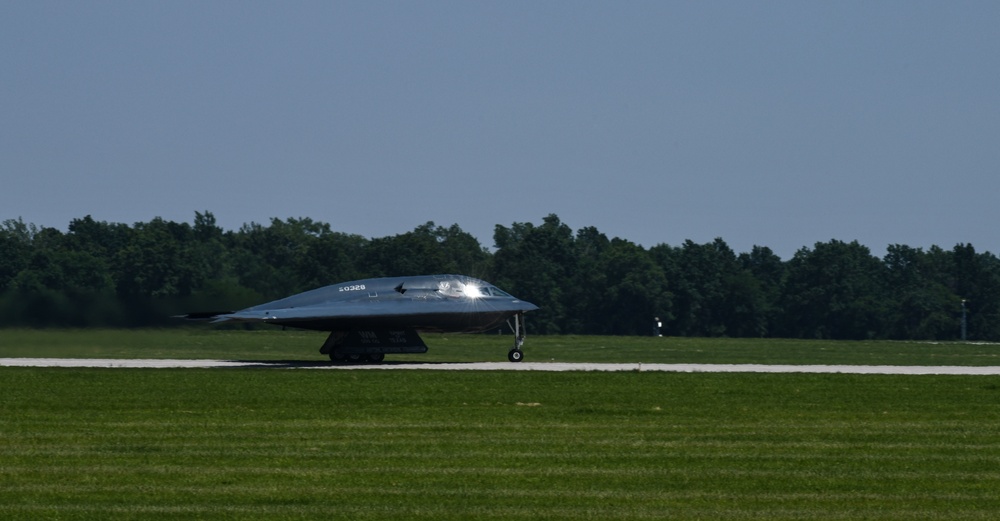 B-2 Spirit stealth bombers take off from Whiteman Air Force Base, project power during COVID-19 pandemic