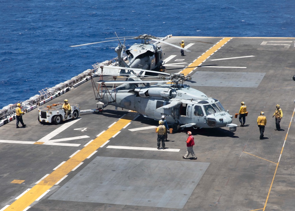 USS Bataan (LHD 5) Flight Ops