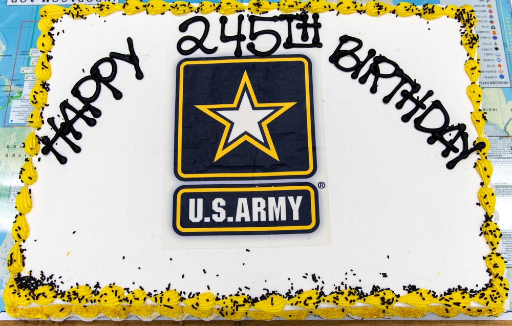 USARPAC's 245th Army Birthday Cake