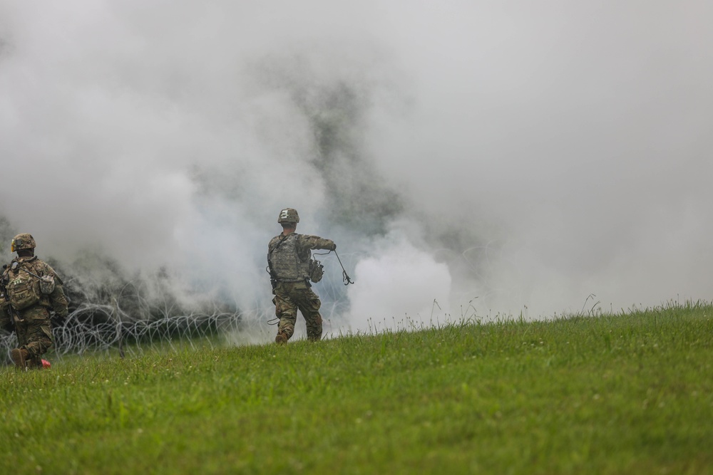 326th Brigade Engineer Battalion Squad Live Fire Exercise