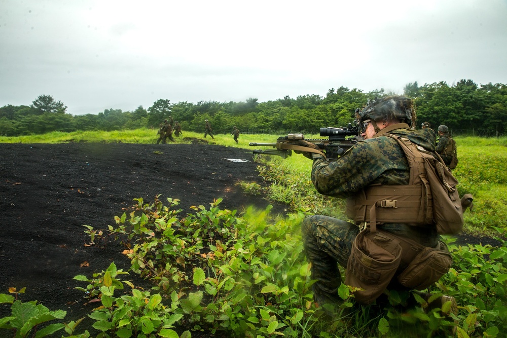 1st Battalion, 6th Marines live fire range during Fuji Viper 20.4