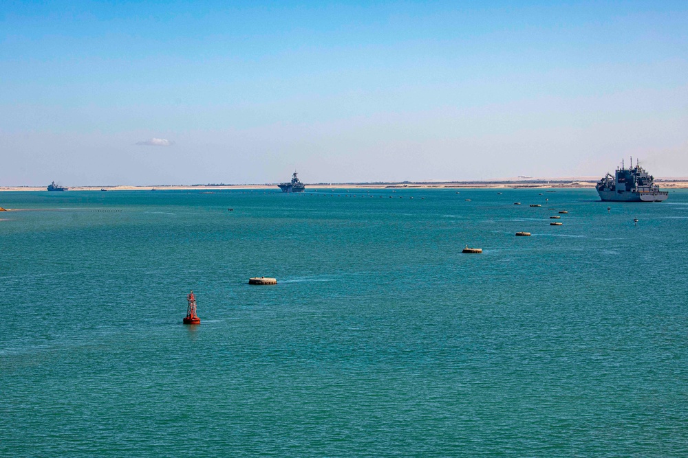 USS New York transit through the Suez Canal