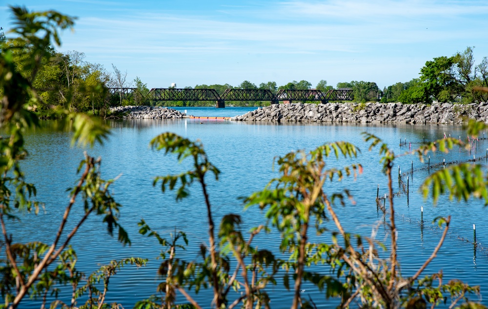 Dike at Unity Island