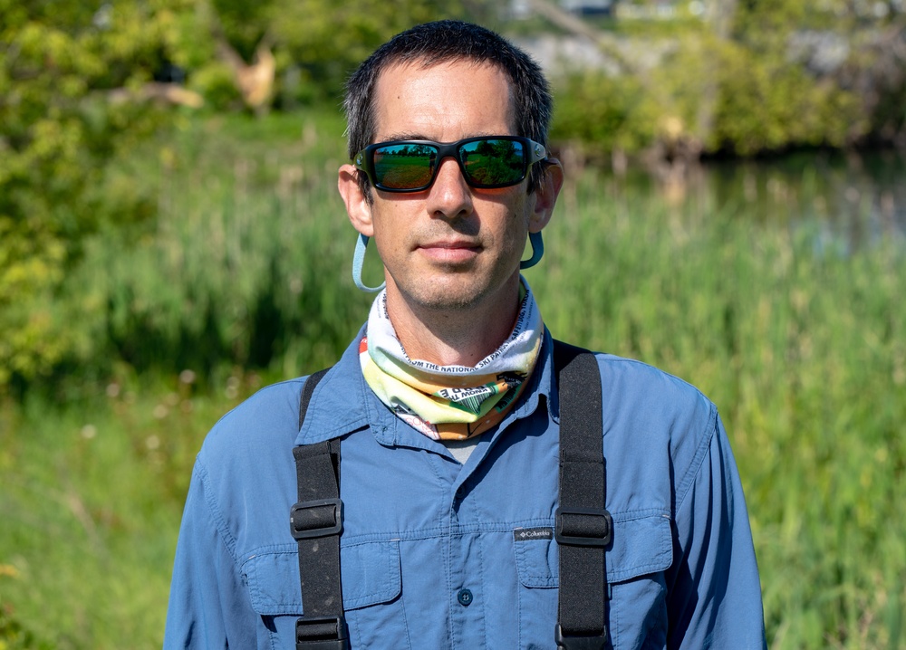 Andrew Hannes, U.S. Army Corps of Engineers Buffalo District biologist