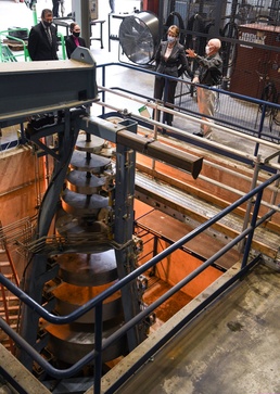 SECAF visits Arnold AFB to view developmental test capabilities