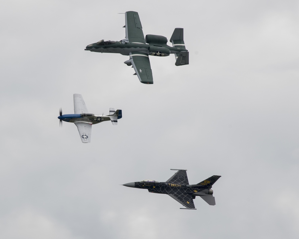 Dvids Images Viper Demo Team Performs Heritage Flight