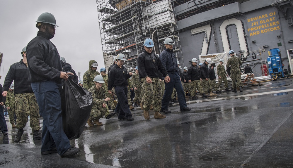 Carl Vinson FOD Walk Down