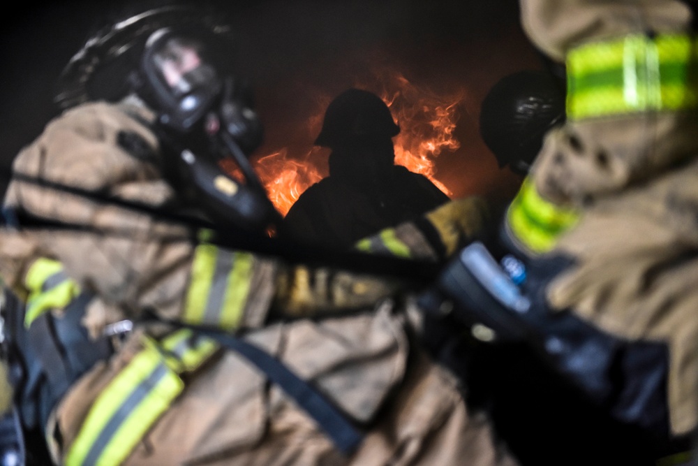 180FW Firefighters Train With Live Fires