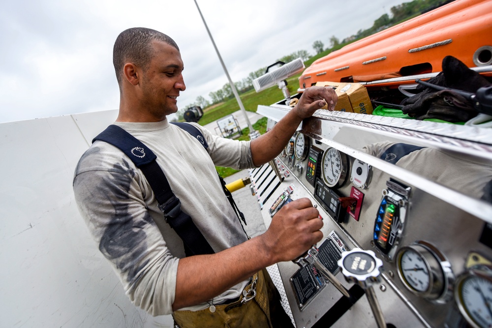 180FW Firefighters Train With Live Fires