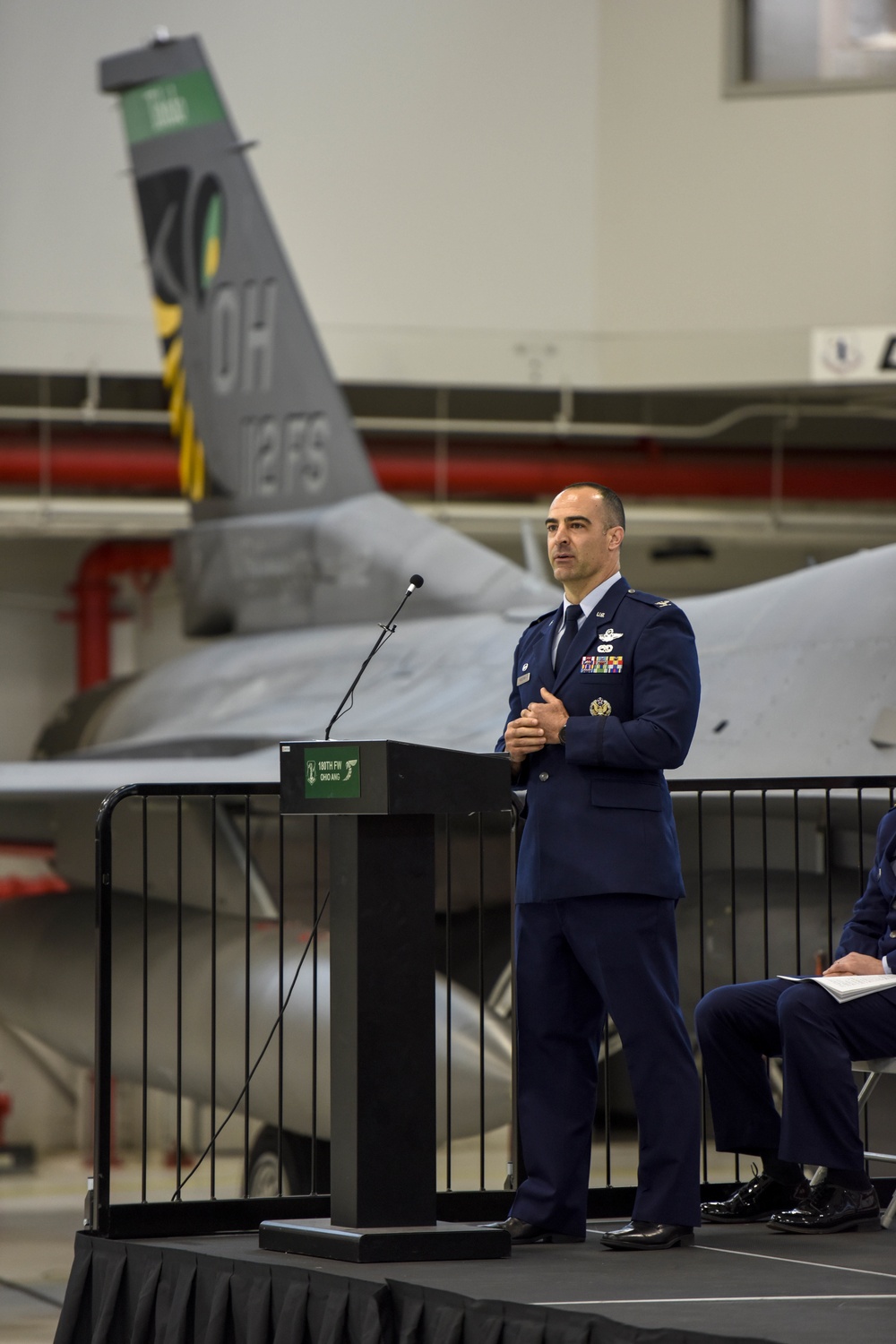 180FW Maintenance Group Changes Command