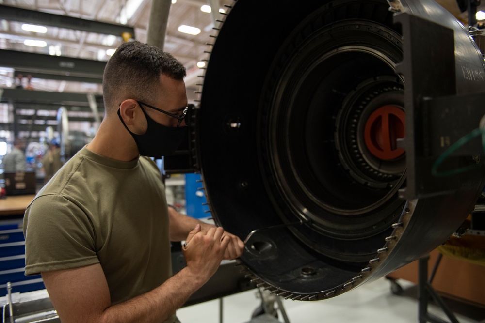 361st TRS propulsion students hone their craft
