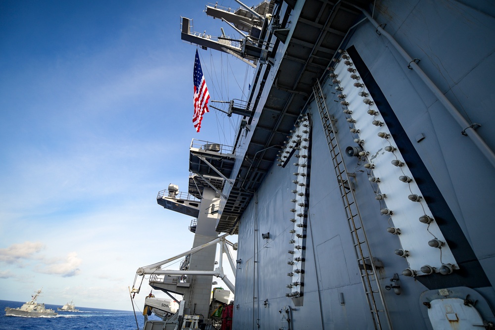 USS Theodore Roosevelt (CVN 71)