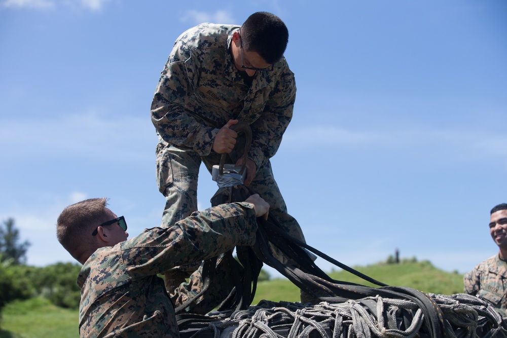 CLB-31 Marines conduct helicopter support team training