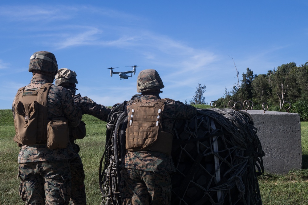 CLB-31 Marines conduct helicopter support team training