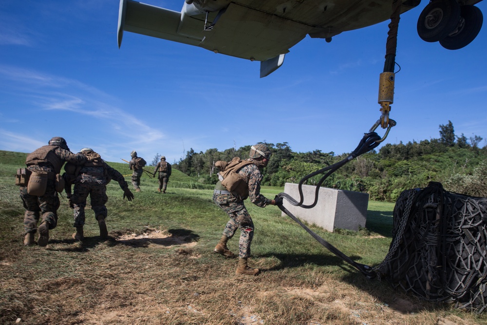 CLB-31 Marines conduct helicopter support team training