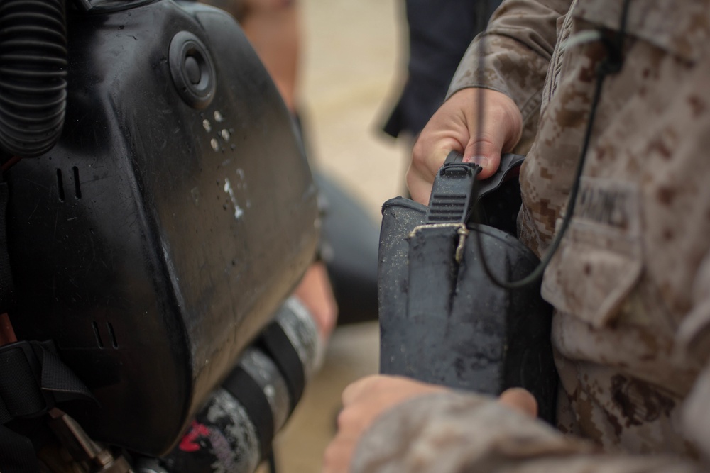 Suit Up: Marines with the Amphibious Reconnaissance Platoon prepare to conduct clandestine subsurface infiltration