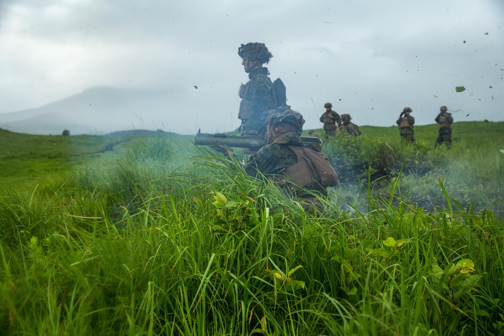 3rd Marine Division maintains infantry skills