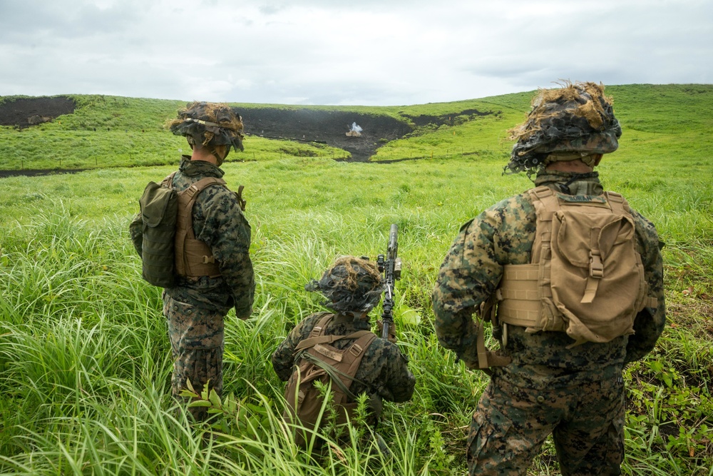 3rd Marine Division maintains infantry skills